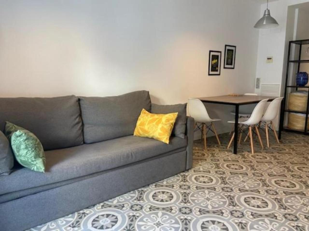 Liceu Apartments By Gaiarooms Barcelona Luaran gambar